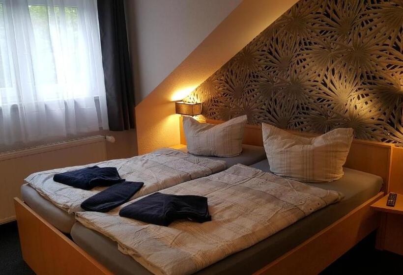 호텔 Pension Zechliner Hof