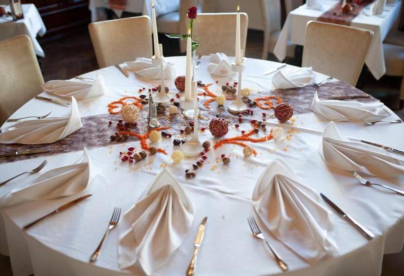 ホテル & Restaurant Deutscher Kaiser