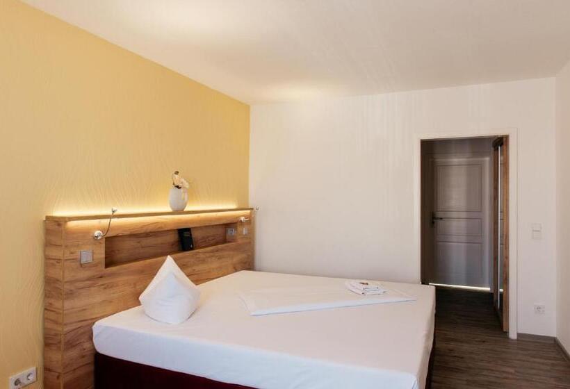 ホテル & Restaurant Deutscher Kaiser