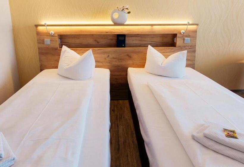 ホテル & Restaurant Deutscher Kaiser