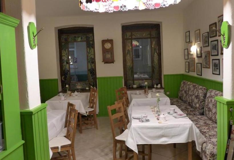 Romantisches Hotel Zur Traube Schwerin