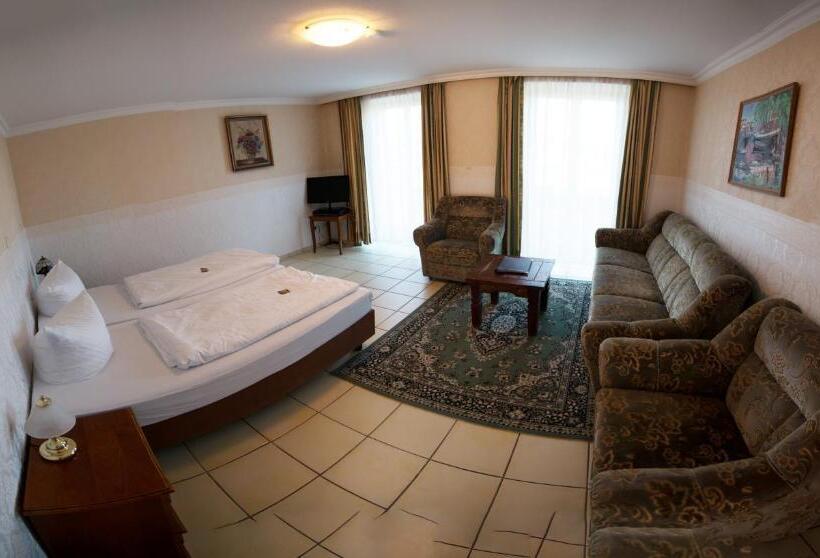 酒店 Schloss Zehdenick