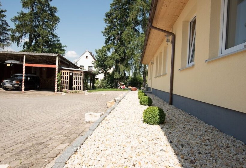 Отель Seeland Lodge