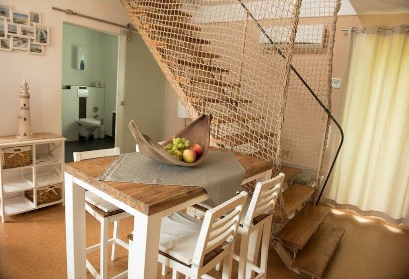 Отель Seeland Lodge