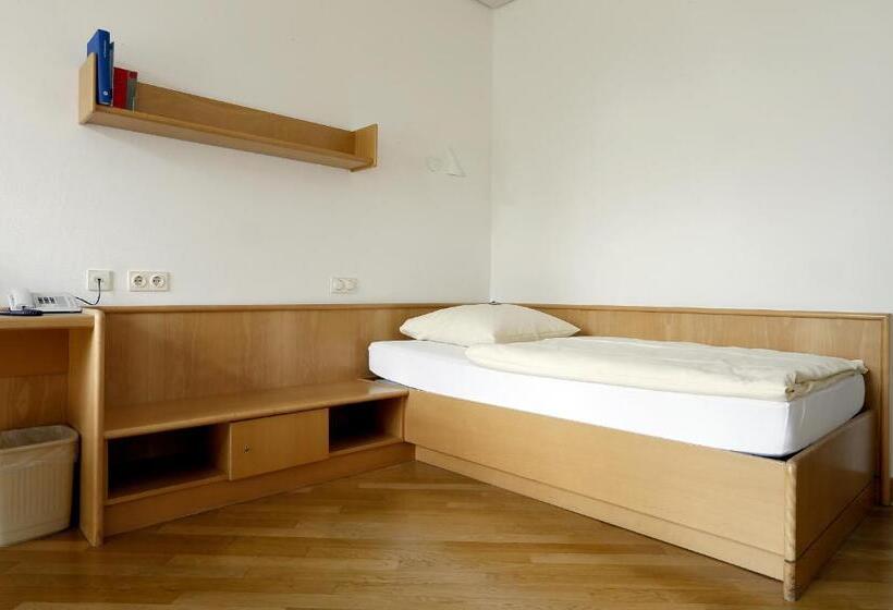 Отель Tagungs Und Bildungszentrum Steinbach/taunus