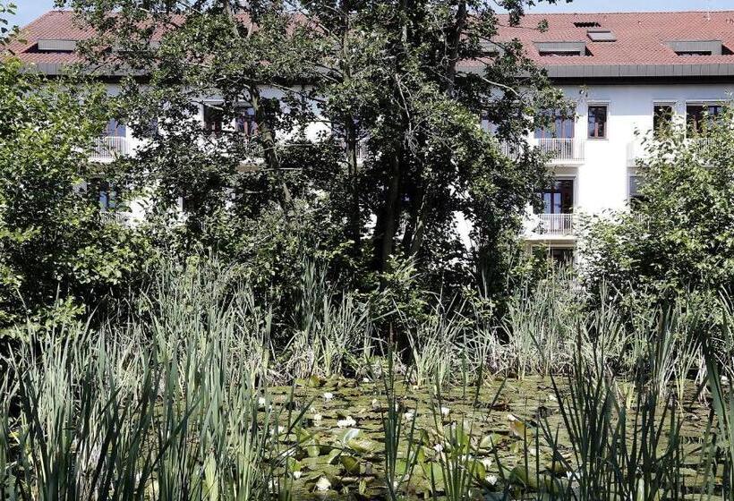 Отель Tagungs Und Bildungszentrum Steinbach/taunus