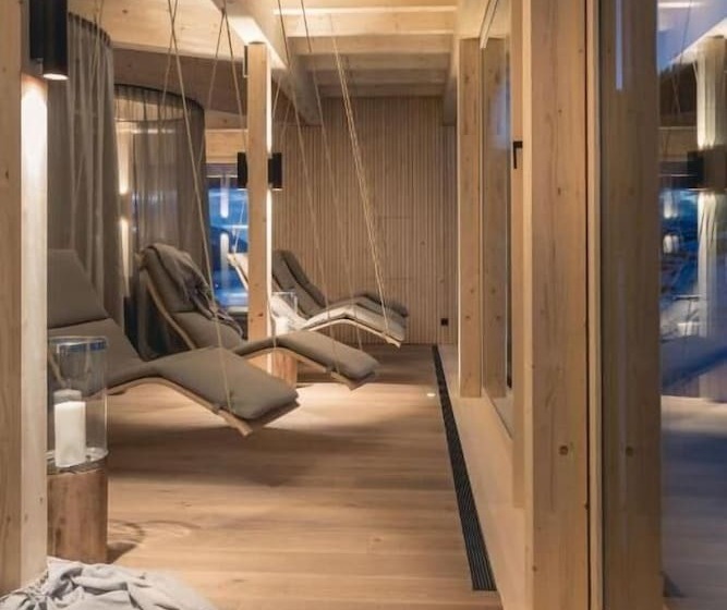 Отель Torghele S Wald & Fluh