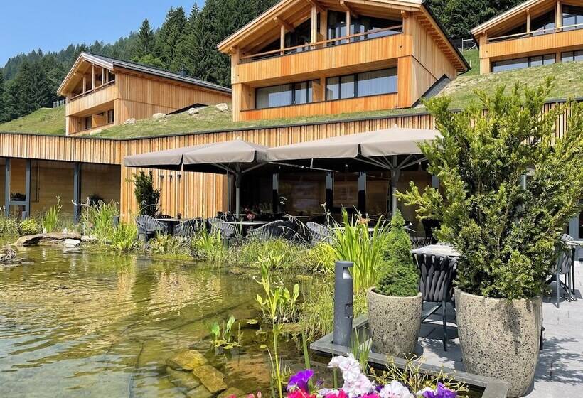 Отель Torghele S Wald & Fluh