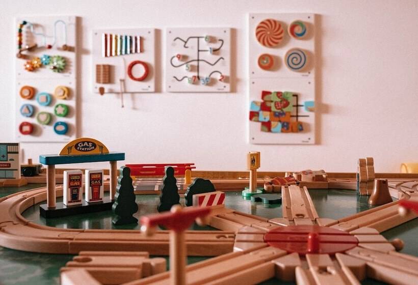 Отель Torghele S Wald & Fluh