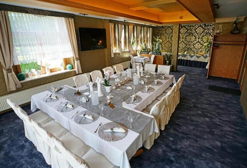 ホテル Und Restaurant Bühlhaus