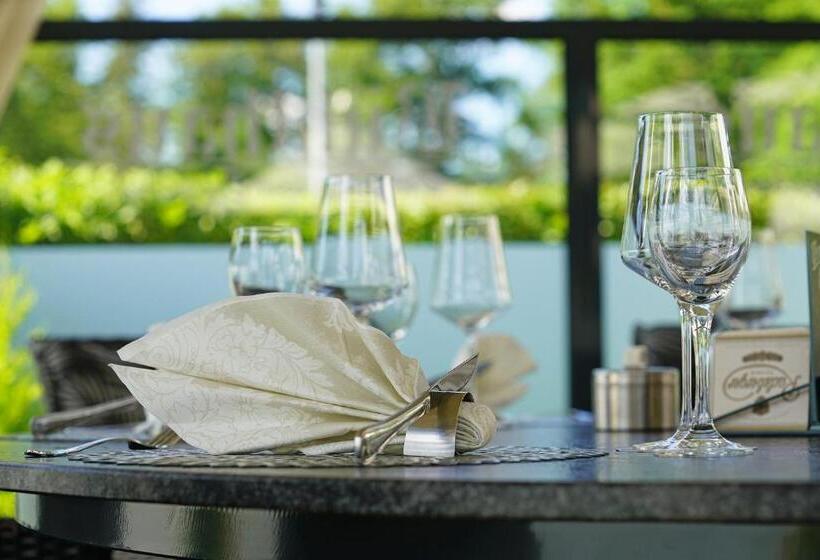 ホテル Und Restaurant Bühlhaus