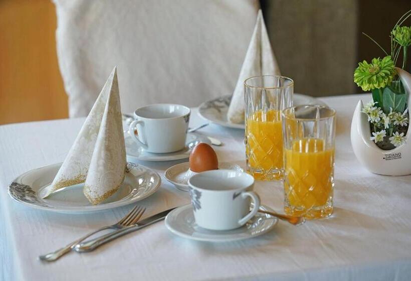 ホテル Und Restaurant Bühlhaus