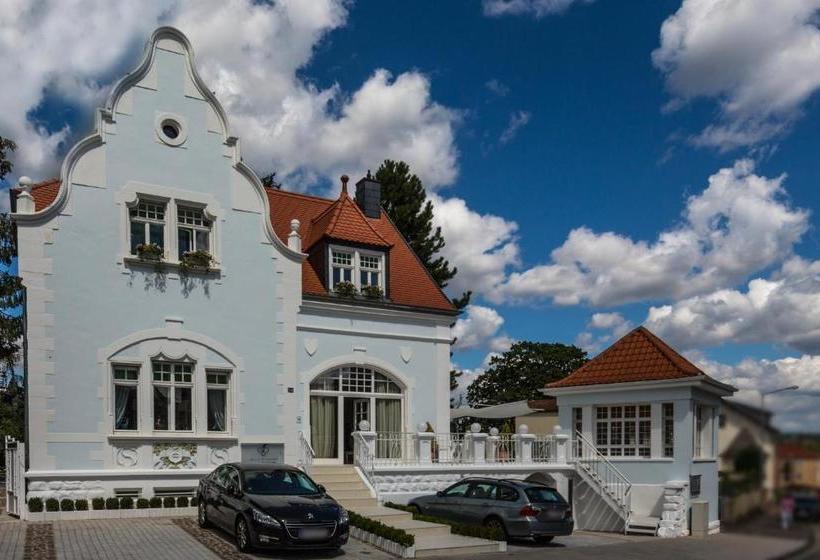 Отель Villa Almarin