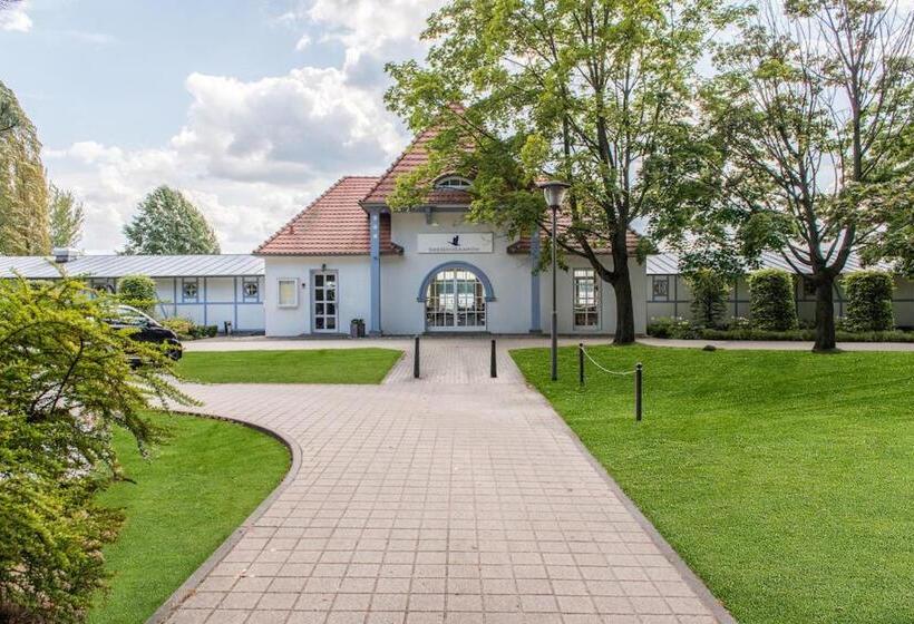 호텔 & Restaurant Raueneck