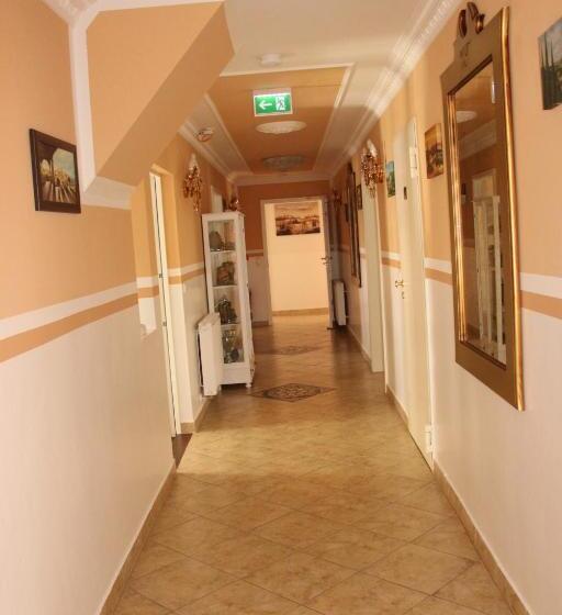 فندق Villa Toscana