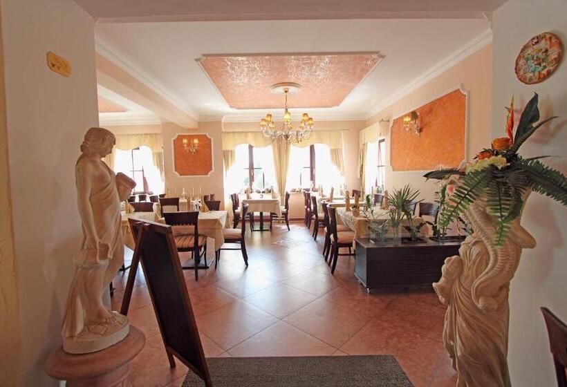 فندق Villa Toscana