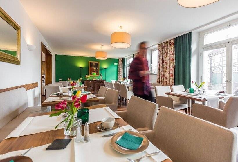 Отель Vorderburg