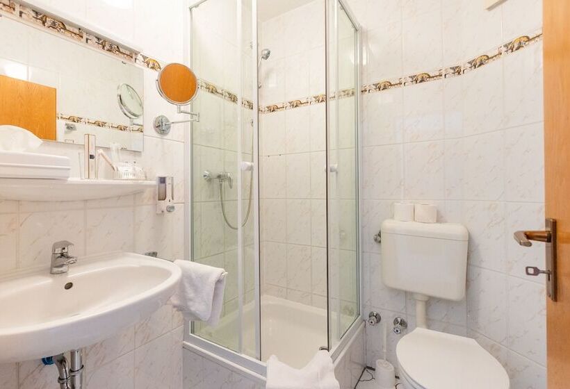 酒店 Weinhaus Wiedemann