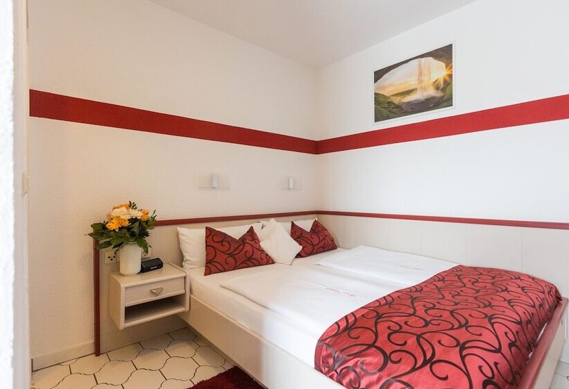 酒店 Weinhaus Wiedemann