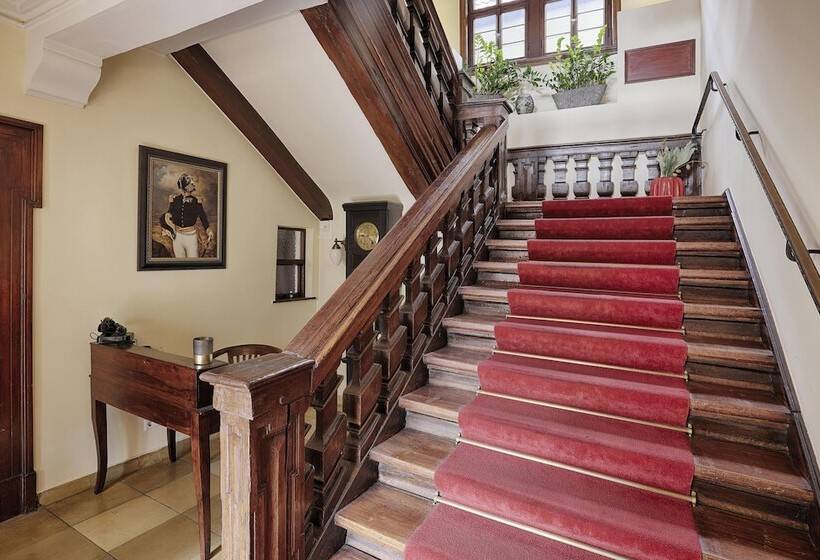 Отель Wiener Botschaft Veitshöchheim By Homekeepers