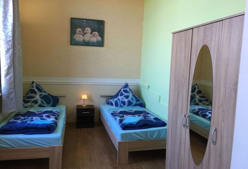 Отель Zimmerfrei Dresden Mit Bad Miniküche Self Check In 24 7