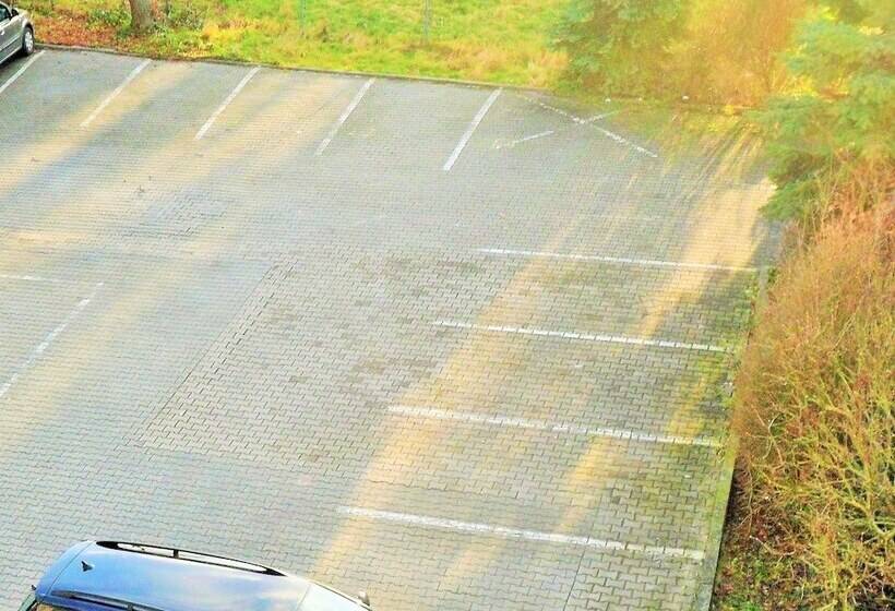 Отель Zum Brunnen