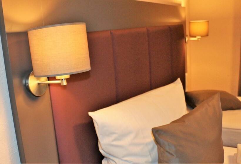 Отель Zum Brunnen