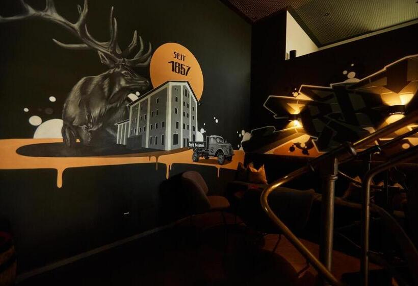 호텔 Zum Goldenen Hirsch