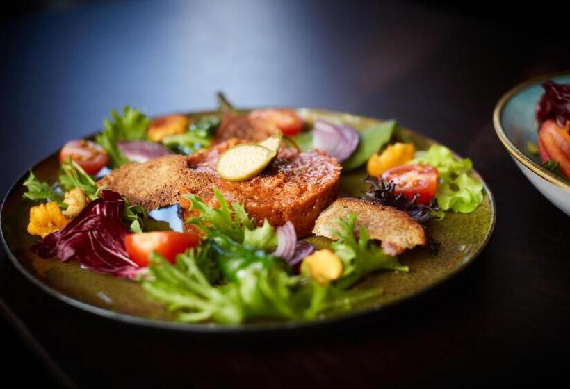 호텔 Zum Goldenen Hirsch