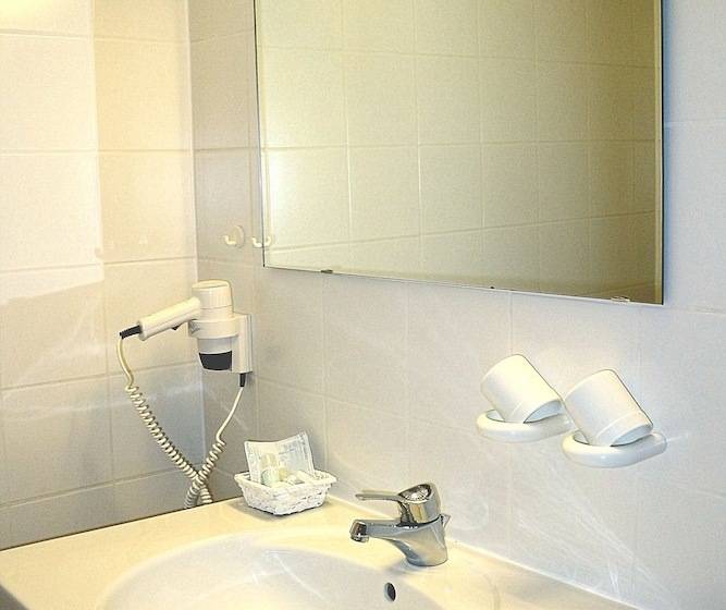 هتل Zum Goldenen Rössle