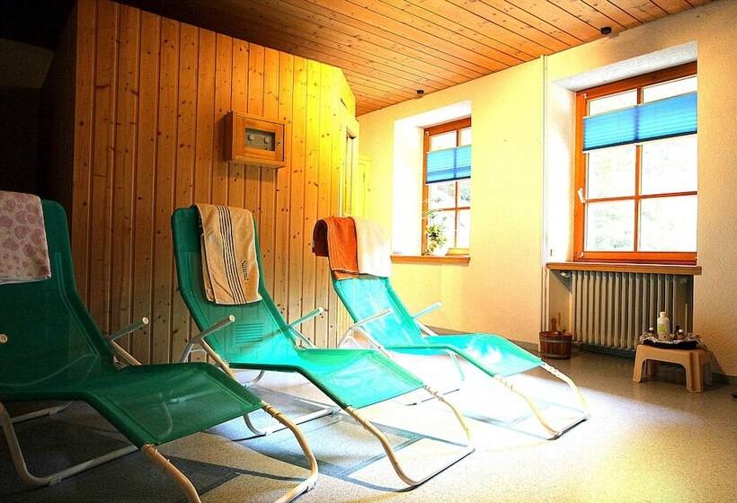 هتل Zum Goldenen Rössle