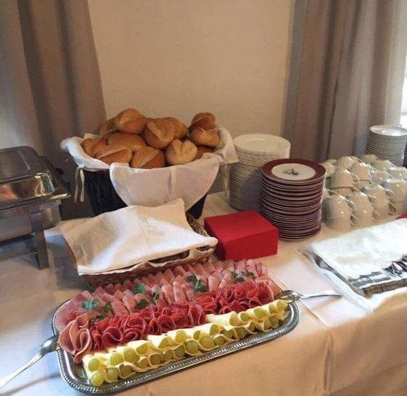 فندق Zum Grünen Jäger