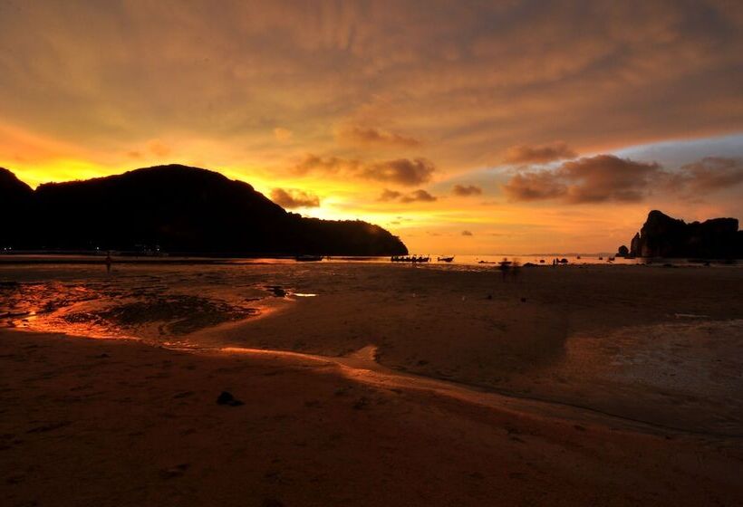 Phi Phi Twin Palms Bungalow