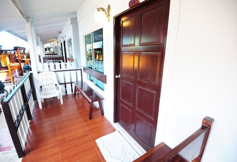 Phi Phi Twin Palms Bungalow