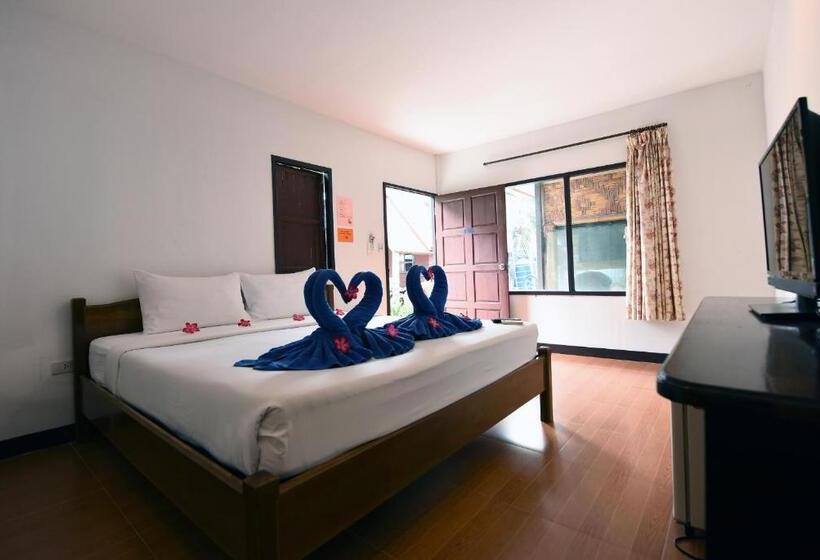 Phi Phi Twin Palms Bungalow