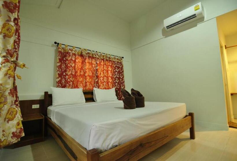 Phi Phi Twin Palms Bungalow