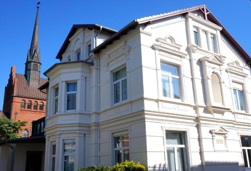 ホテル Villa Daheim