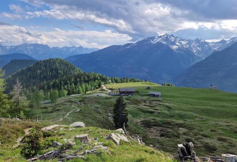 فندق صغير Almgasthaus Glocknerblick