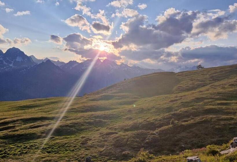 فندق صغير Almgasthaus Glocknerblick