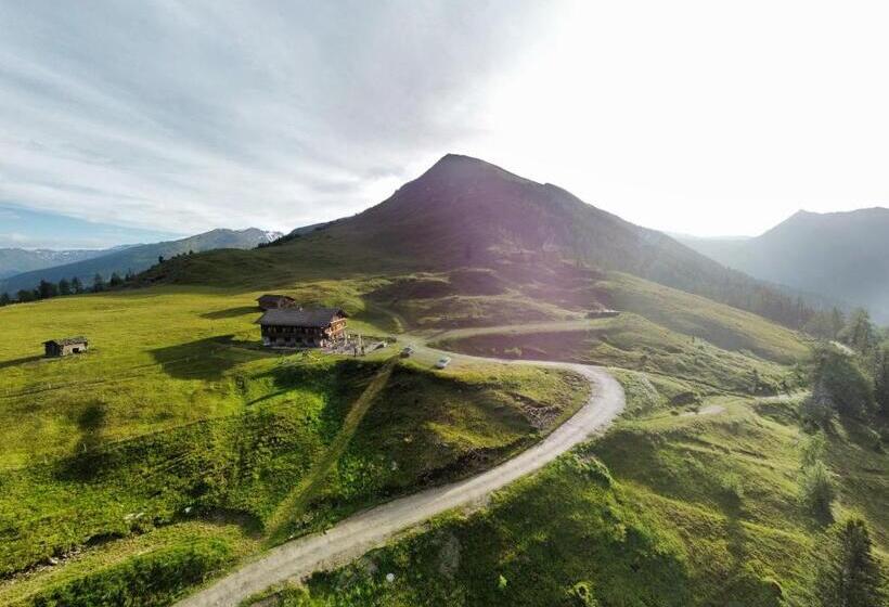 فندق صغير Almgasthaus Glocknerblick