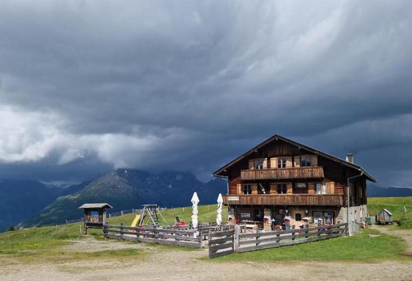 فندق صغير Almgasthaus Glocknerblick