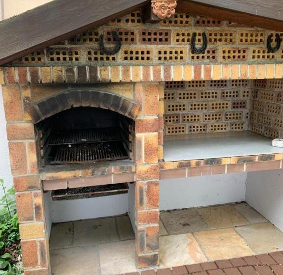 Bed and Breakfast Au Jardin Du Levant