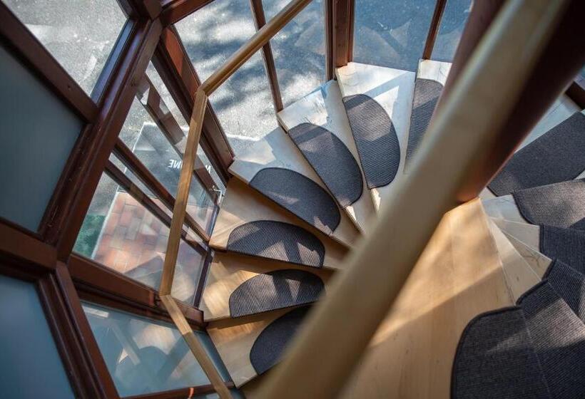 住宿加早餐  Castrum Camping & Pension