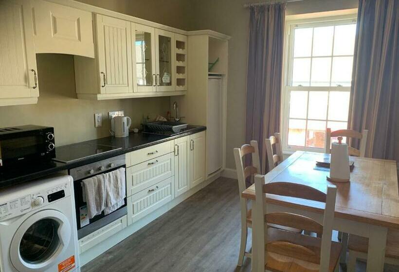 민박 Cuckoos Corner