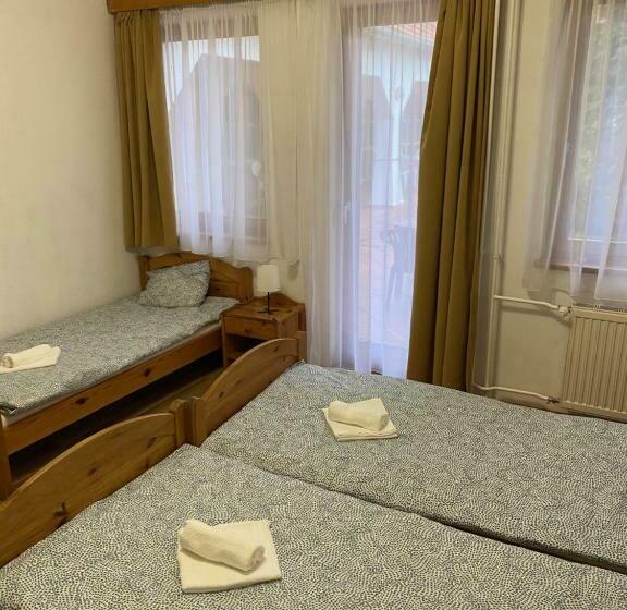 Bed and Breakfast Global Apartmanház