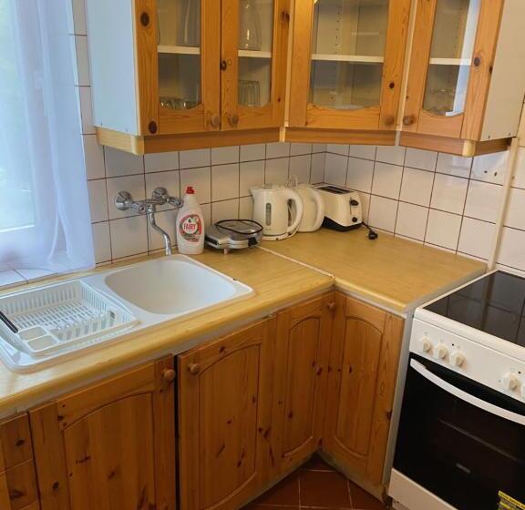 Bed and Breakfast Global Apartmanház