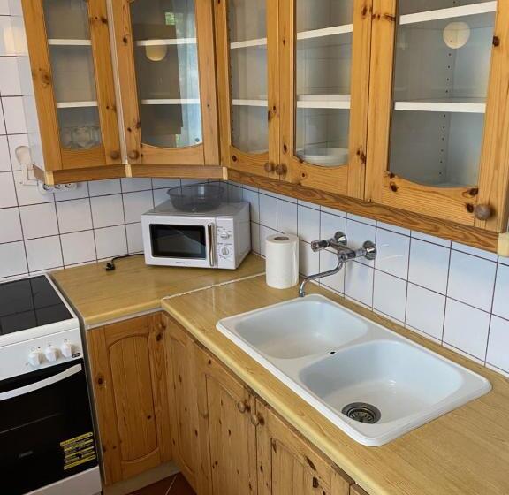 Bed and Breakfast Global Apartmanház