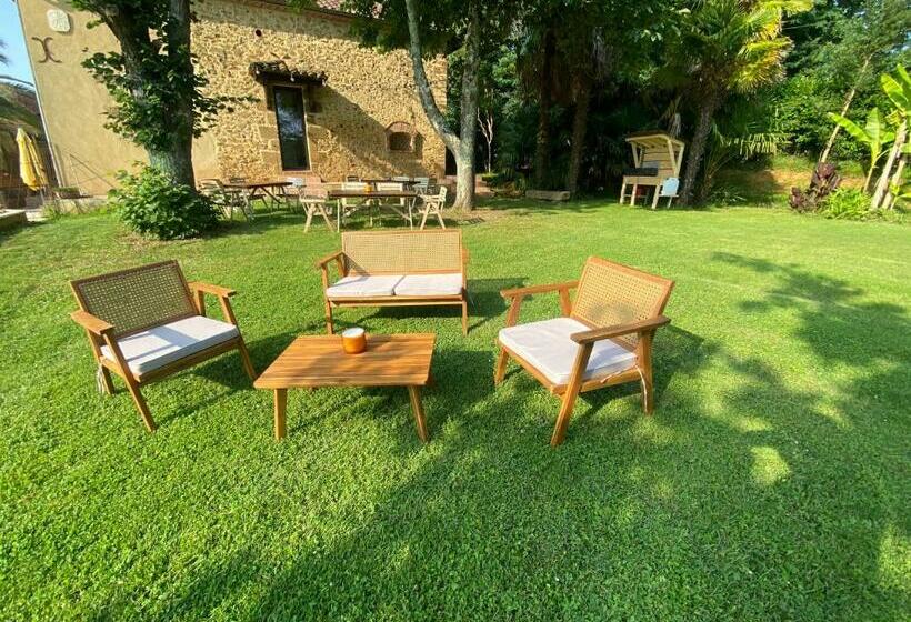 Bed and Breakfast Maison Lacourrège