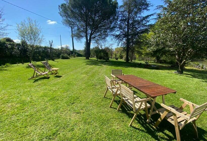 Bed and Breakfast Maison Lacourrège