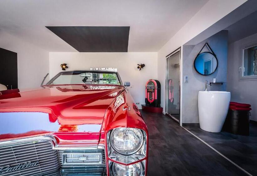 Bed and Breakfast Love Room 66